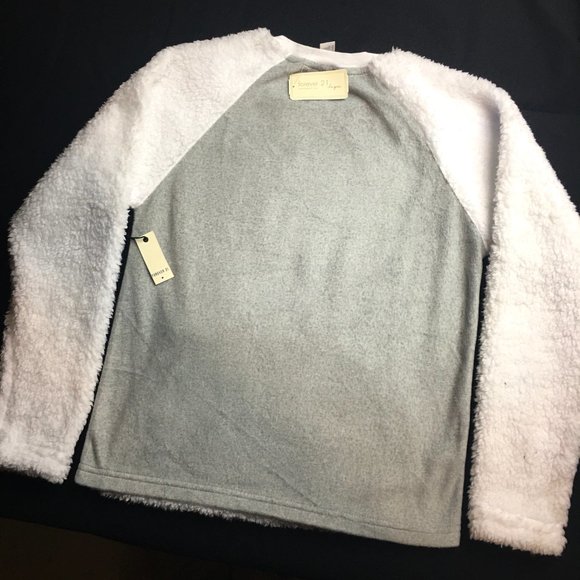 🌺3/$15🌺NWT For 21 Women's Panda Sleepwear Top. - Picture 5 of 7